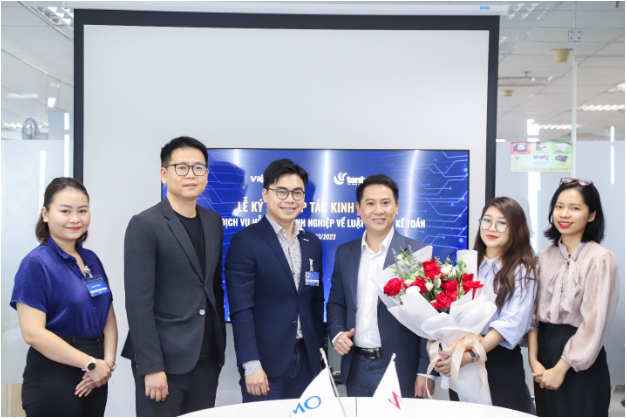 GMO-Z.com RUNSYSTEM hợp tác Kế toán Việt Mỹ triển khai chuyển đổi số toàn diện: Tenten.vn là đối tác công nghệ